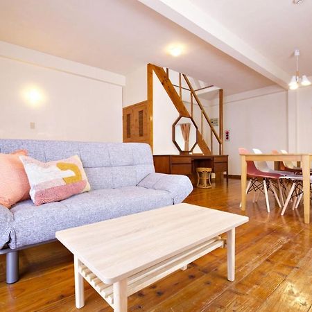 Ferienwohnung にらい恩納　あじさい Onna Exterior foto