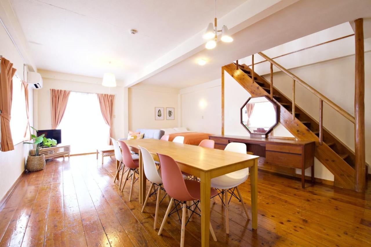 Ferienwohnung にらい恩納　あじさい Onna Exterior foto