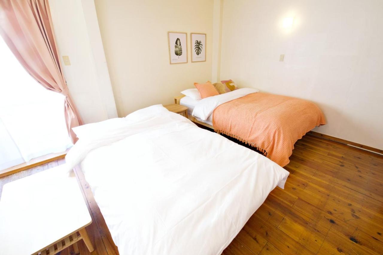 Ferienwohnung にらい恩納　あじさい Onna Exterior foto